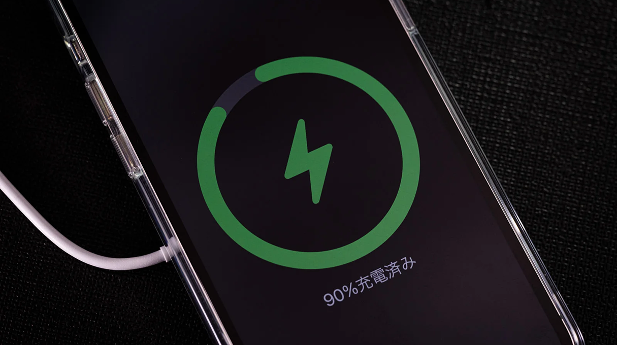 iPhone 17 のバッテリー寿命は本当に伸びた?実測データで徹底比較