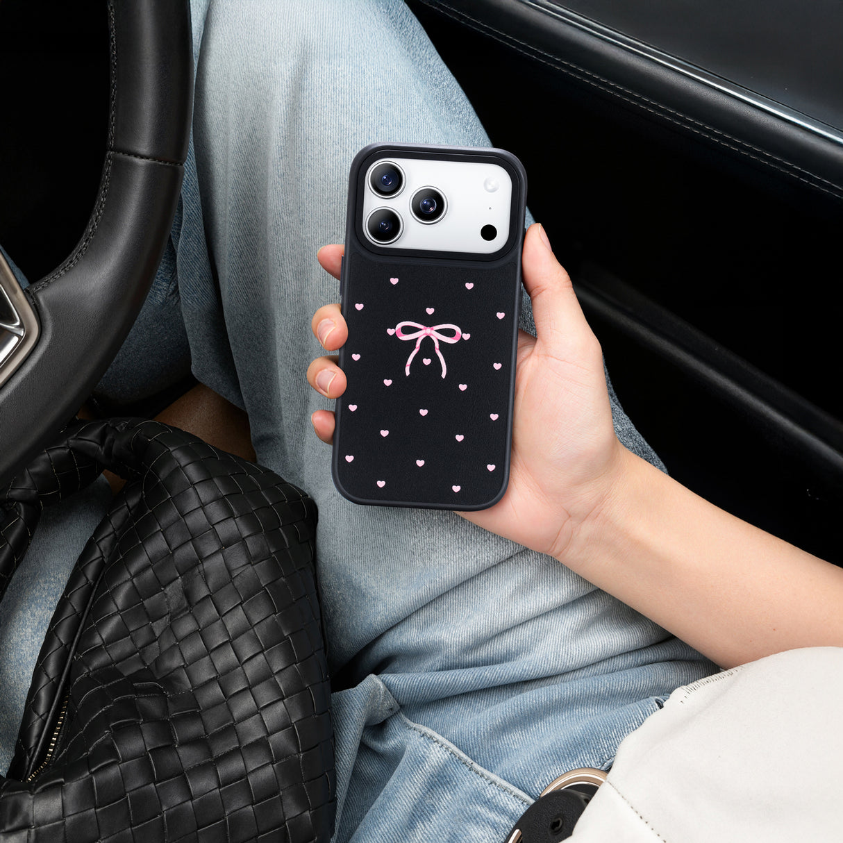 NIMASO iPhone 17/Pro/Pro Max/Air用 ケース MagSafe対応 かわいい おしゃれ 耐衝撃 ワイヤレス充電対応（ファンシーシリーズ）リボン柄 ブラック